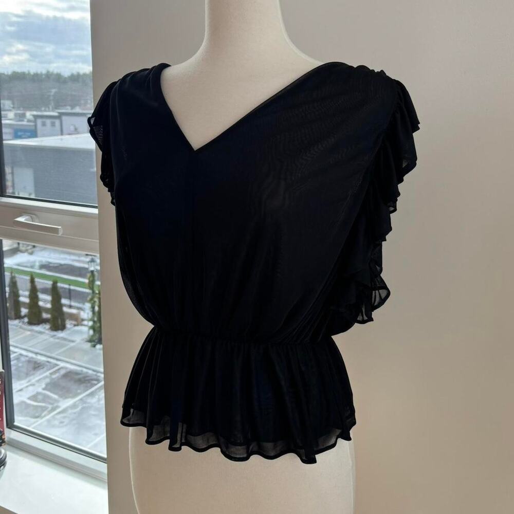 Express Black Stretchy Elastic Waist FlatteringRuffle Sleeveless V Neck Top Sz S